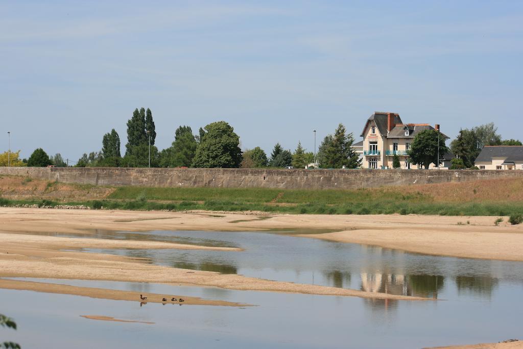 Villa Chanelle Les Rosiers Exteriör bild